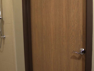 yesboobs manyvids busty lady posing in fr