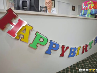 Penny Pax manyvids cute bitch masturbates pussy with vibrator