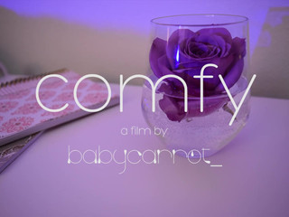 Jeri Lynn  manyvids loves himself in two holes