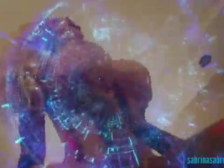 Sabrina Sabrok  manyvids jerking off the clit on the bed