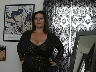 Maria Moore  manyvids easily accessible bitch is given to a neighbor