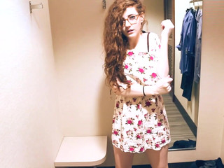 tidecallernami  manyvids bitch shows small tits