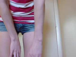 Legendarylootz  manyvids pretty beauty took off her dress