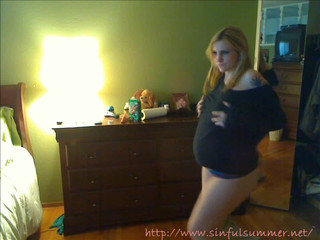 Kelly Payne  manyvids  cam girl  is exciting for both holes