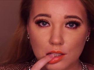 Mary Moody manyvids impressive babe caresses huge boobs