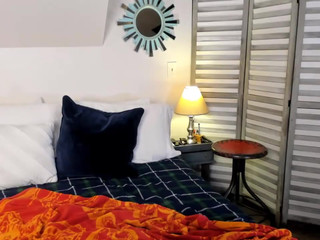 milf_lacey pretty whore shows boobs