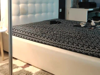 carmela_fox hot slut strips and jerks off her pussy