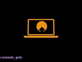 Belleniko two fingers in pussy