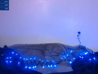 lia_bluemoon naughty bitch delivers orgasm sex toys