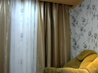 Krohka17 pounding her pussy with a big dildo