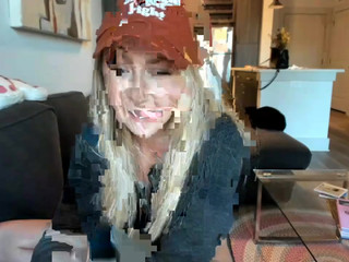 texasthicc insatiable female fucks sex toy