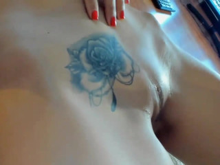 layanaqueen asshole loin shows charms