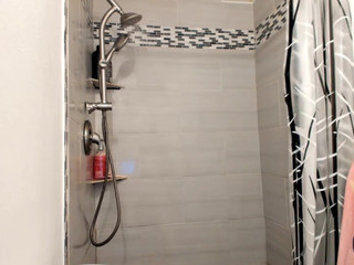 Kitty threesome with beautiful lesbians