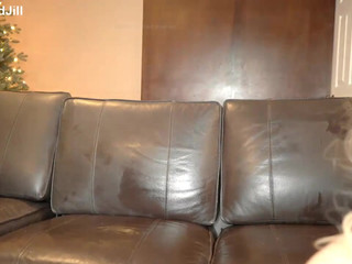 jackandjill babe cums off toys