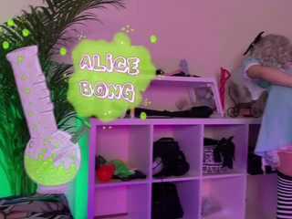 AliceBong manyvids Alice In The Land Of Blowjobs