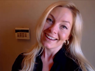 MissBehavin26 ManyVids Fucking my sons lacrosse coach