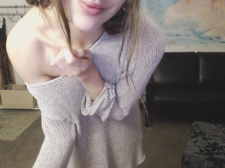 MissAlice_94 ManyVids Striptease in stockings