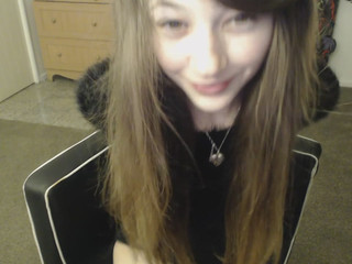 MissAlice_94 ManyVids Late night quiet cum