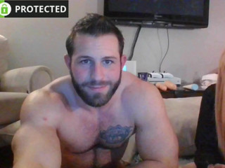 flaminhotman Delicious brunette