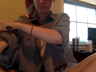 hugh_g_reckshin playing with her big tits