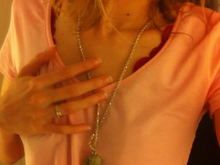 Chezza Luna VS changing room