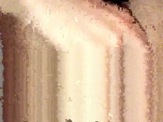 Eva Paradis took off her dress