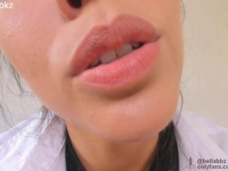 BellaBrookz  sexy nipple