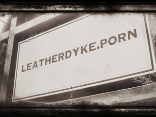 MissPrincessKay  whore babe masturbates shaved pussy