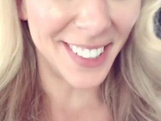 Cherie DeVille  mama is cumming heavily