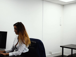 sashaswan  Restless girl