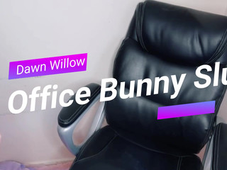 Dawn Willow  fucks with her monthly