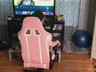 hayliexo manyvids gorgeous female licks dildo