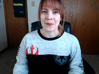 tawneyssexed hot babe gently jerks pussy