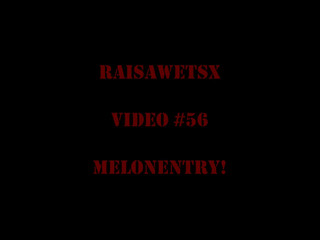 raisawetsx.com spectacular slut strokes her clit