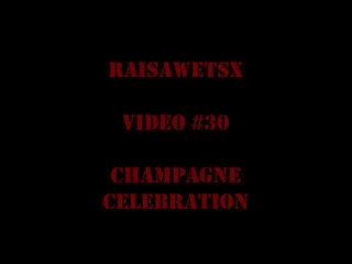 raisawetsx.com slutty bitch having fun with a rubber dick