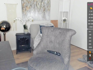 realhousewifexxx naughty doll fucks herself with a phallus