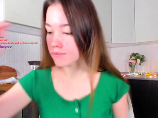 lilamytee1 hot passion fucks pussy with phallus