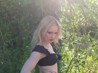 rossella visconti onlyfans video back stage photo shooting, nude outdoor