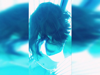 veronica-paige public-play-buttplug-in-tanning-booth-2020-02-15_G75DQT