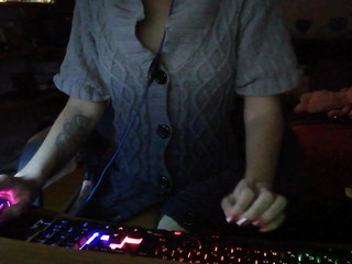 cuteblonde666 sexy-hairy-gamer-girl-free-video-2020-01-06_kbvJaK