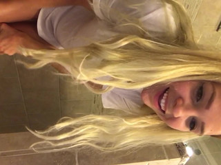 angeliquesage wet t shirt in shower