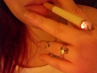 aries-garcia smoking-a-cigarette-2020-01-07_8XyBjl