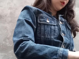 rosieruin manyvids slutty bitch masturbates pussy