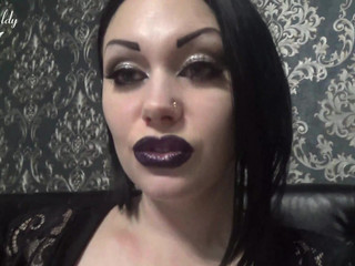 Mistress Misha Goldy manyvids sexy hottie relish sucks sex toy