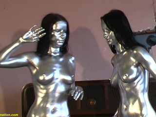 VidzFlix manyvids a nice babe kneads her cunt