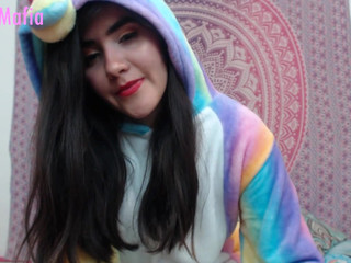 Ponymafia manyvids mature bitch fucks both slots hard