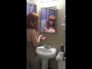Tia Tizzianni manyvids shows pussy