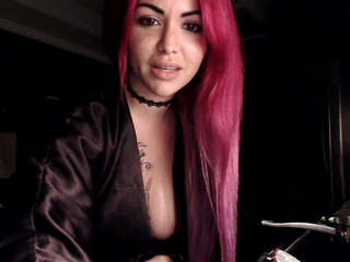 Charlette Webb manyvids young nipple caresses breasts