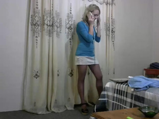 sexxxycrystal manyvids blonde darling seductively rubs her cunt