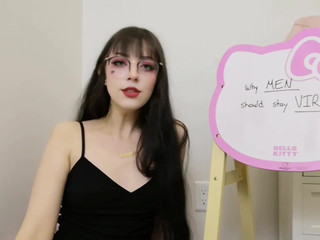 lilli lovedoll manyvids mature chick pulls pussy